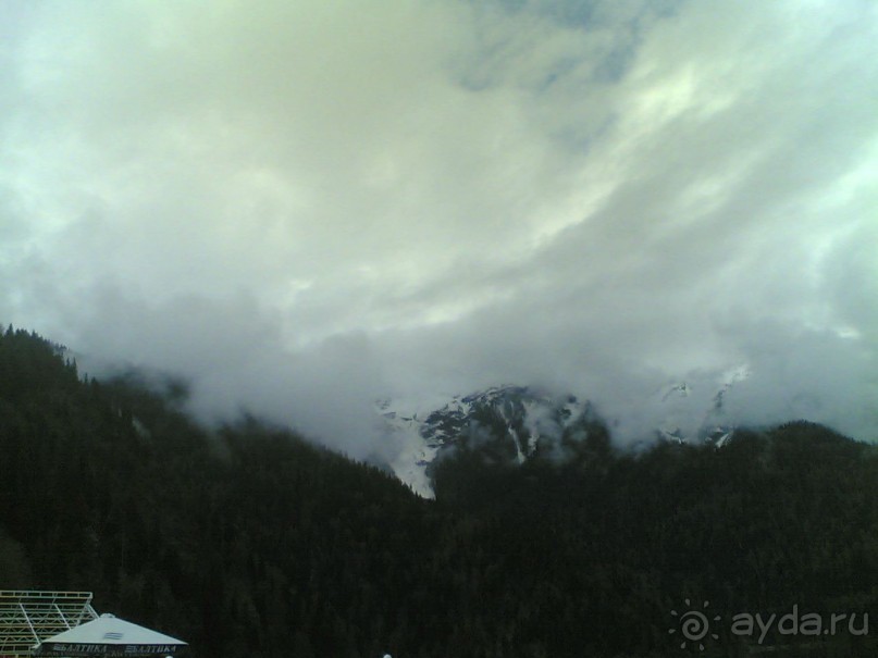 Путешествие по Абхазии на автомобиле в разное время года.