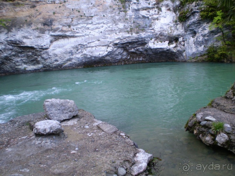 Путешествие по Абхазии на автомобиле в разное время года.