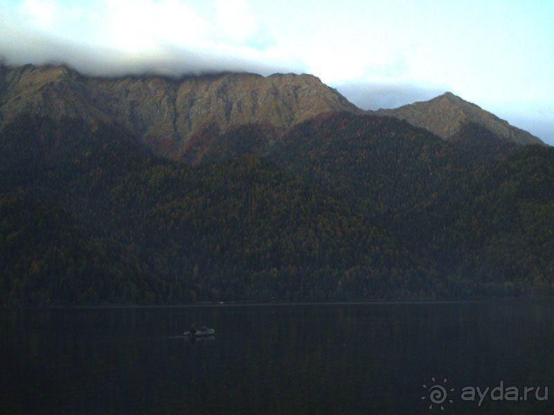 Путешествие по Абхазии на автомобиле в разное время года.