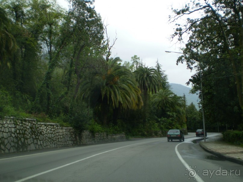 Путешествие по Абхазии на автомобиле в разное время года.