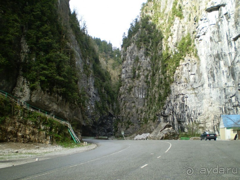 Путешествие по Абхазии на автомобиле в разное время года.