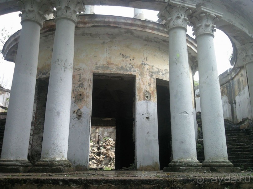 Путешествие по Абхазии на автомобиле в разное время года.