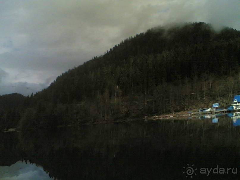 Путешествие по Абхазии на автомобиле в разное время года.