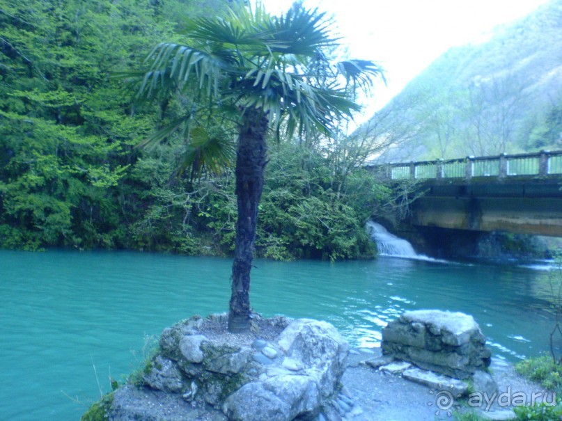 Путешествие по Абхазии на автомобиле в разное время года.