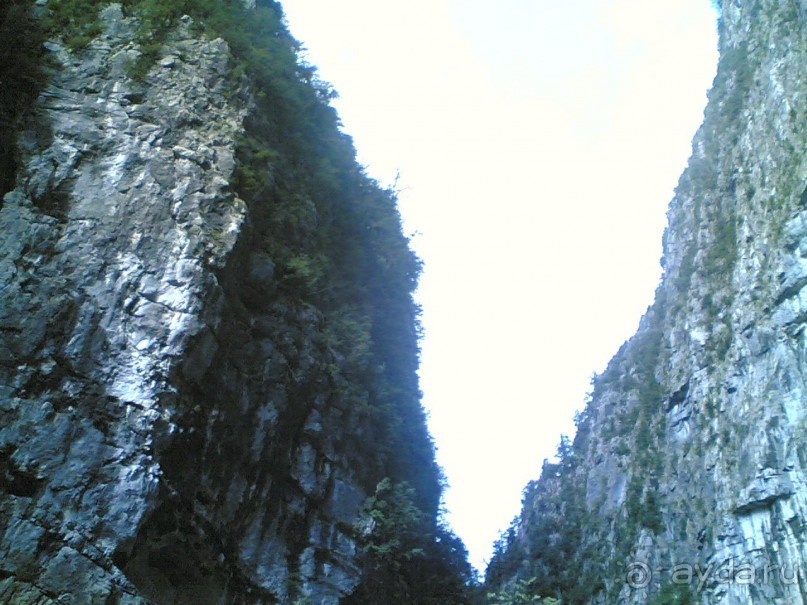 Путешествие по Абхазии на автомобиле в разное время года.