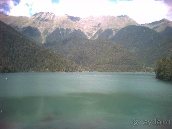 Путешествие по Абхазии на автомобиле в разное время года.