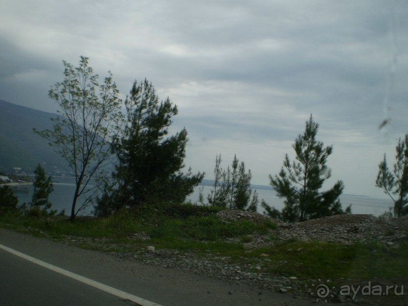 Путешествие по Абхазии на автомобиле в разное время года.