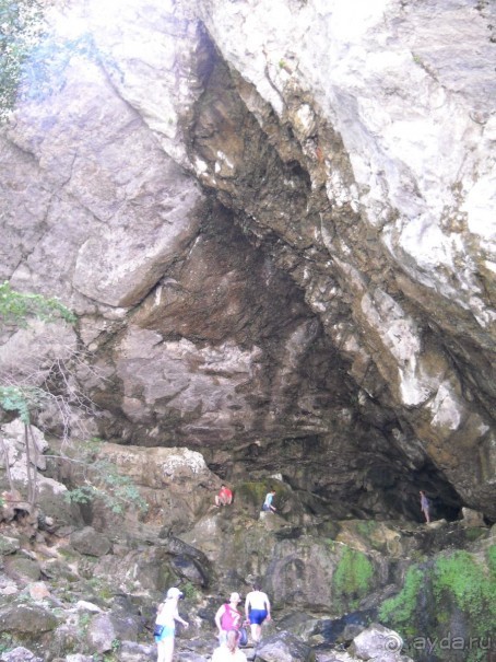 Гегский водопад по дороге на Рицу