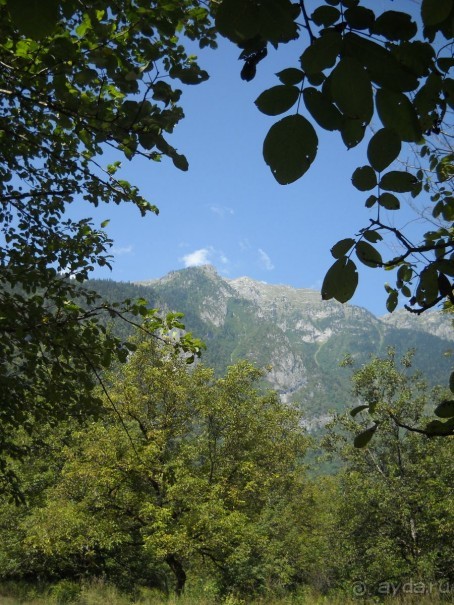 Гегский водопад по дороге на Рицу