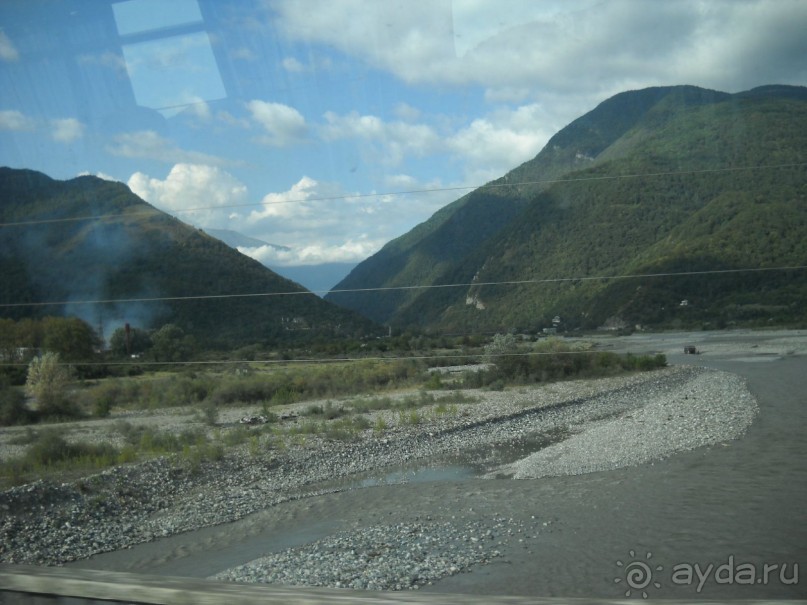 Гегский водопад по дороге на Рицу