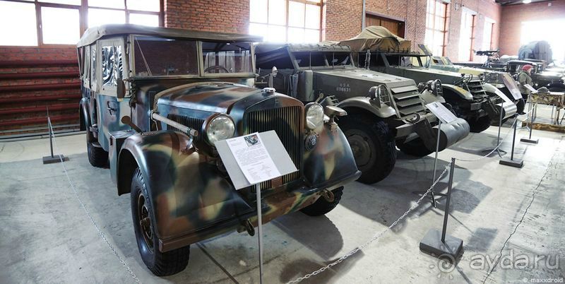 Самая уникальная коллекция авто и боевой техники