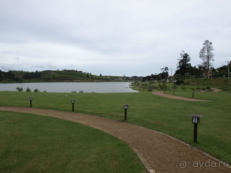 Шри-Ланка двумя парами глаз.