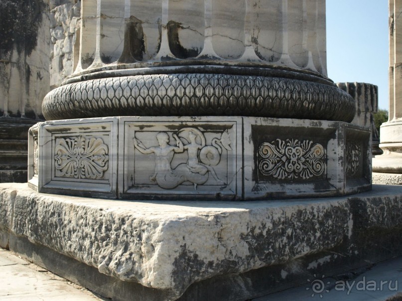 Колонна храма Апполона. Древнегреческий город Дидима. Турция.