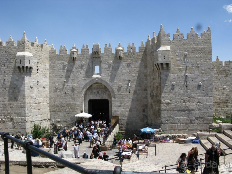 Земля обетованная...