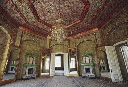 Центра литературы и искусства - Академия Маъмуна