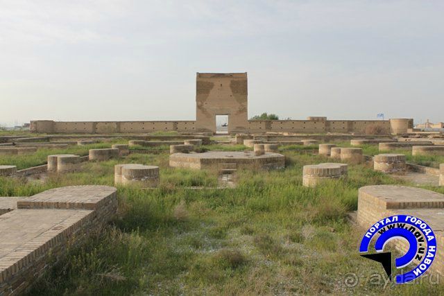 Рабат-и Малик тысячелетняя пристань