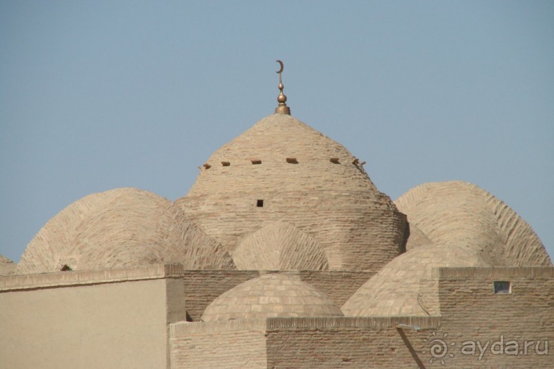 Исторические места древней Карманы: мечеть Хазрат Мавлоно Ориф Деггароний