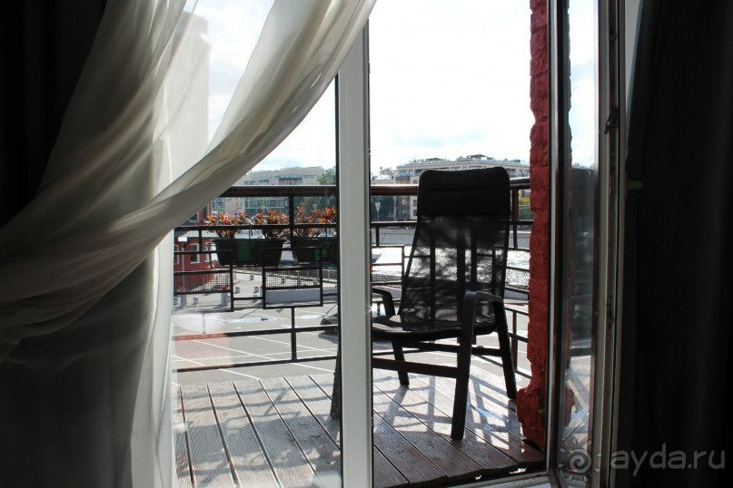 фото October Riverside Inn