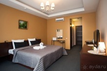 фото October Riverside Inn