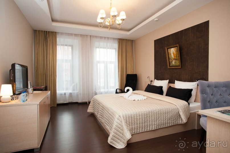 фото October Riverside Inn