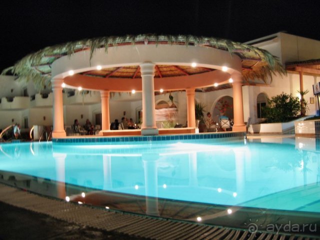 фото Hotel Pure Salt Garonda