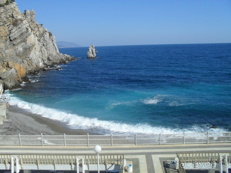 "Где растёт золотой виноград..."