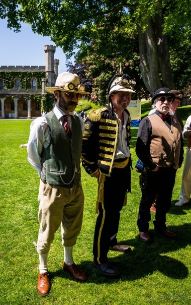 ПИКНИК СТИМ ПАНК В ЗАМКЕ В ЛИНКОЛЬНЕ 05 ИЮНЯ 2016