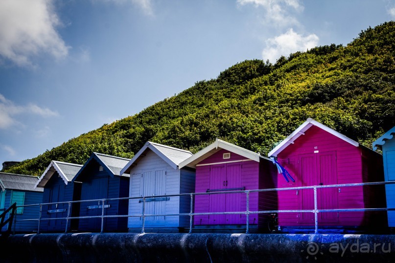CROMER В НОРФОЛКЕ- СИНЕЕ НЕБО, СИНЕЕ МОРЕ