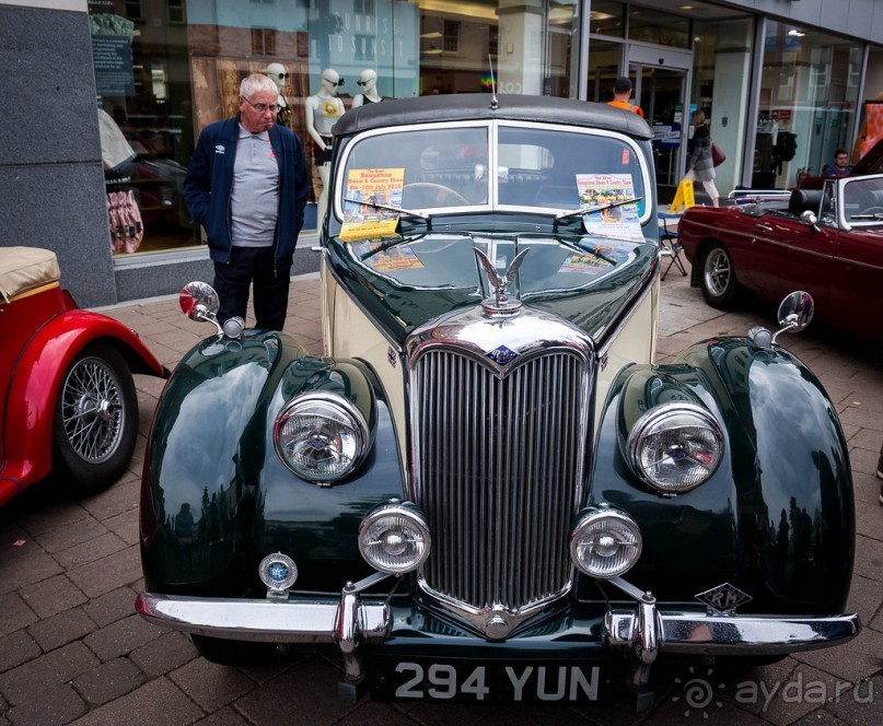 КРЕПЧЕ ЗА БАРАНКУ ДЕРЖИСЬ ШОФЕР