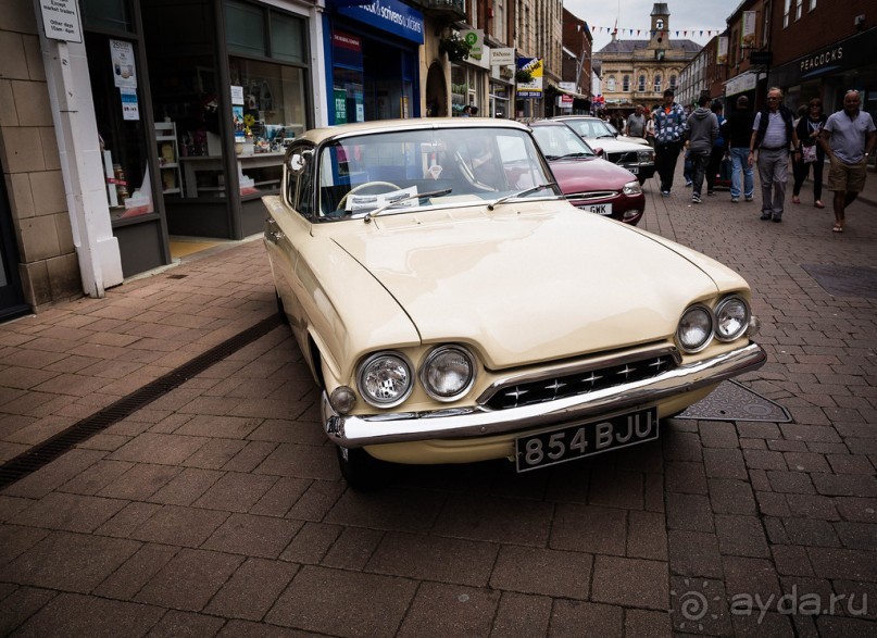 КРЕПЧЕ ЗА БАРАНКУ ДЕРЖИСЬ ШОФЕР