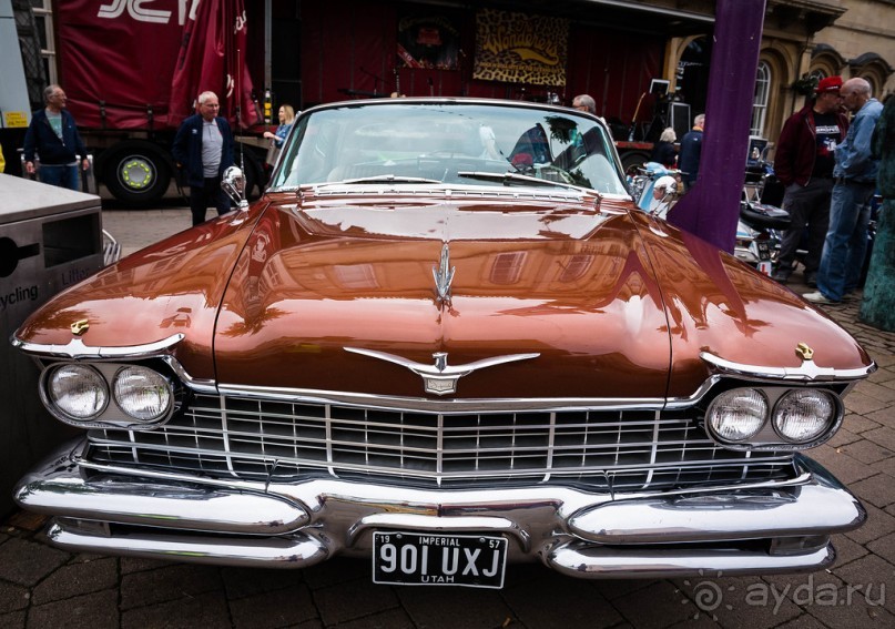 КРЕПЧЕ ЗА БАРАНКУ ДЕРЖИСЬ ШОФЕР