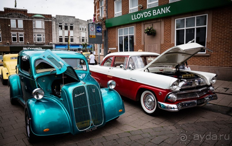 КРЕПЧЕ ЗА БАРАНКУ ДЕРЖИСЬ ШОФЕР