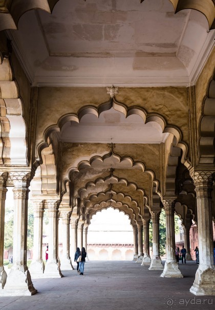 КРАСНЫЙ ФОРТ В АГРЕ