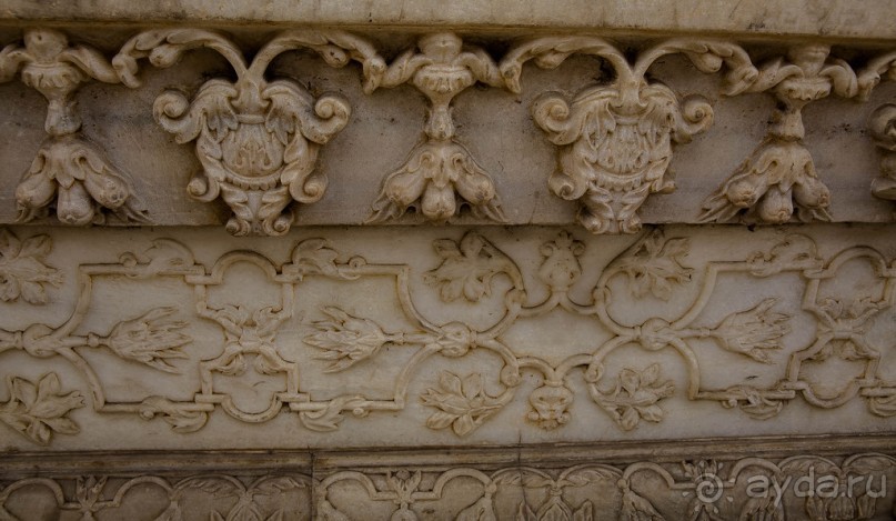 КРАСНЫЙ ФОРТ В АГРЕ