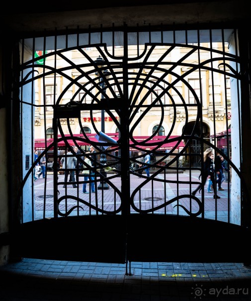 ПЕТЕРБУРГ В НАЧАЛЕ МАЯ