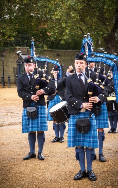 ЛОНДОН В СУББОТУ И В ВОСКРЕСЕНЬЕ - ТУРИСТИЧЕСКИЙ И НЕ ОЧЕНЬ