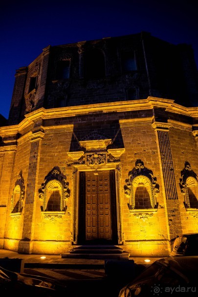 ГАЛИПОЛИ В ИТАЛИИ ВЕЧЕРОМ