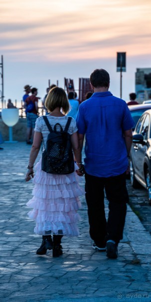 ГАЛИПОЛИ В ИТАЛИИ ВЕЧЕРОМ