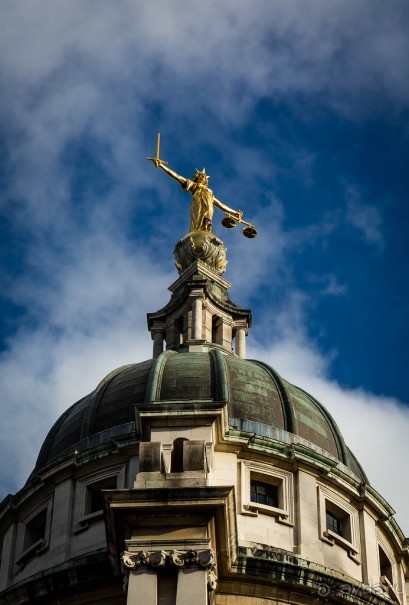 ЛЮДИ НА УЛИЦАХ ЛОНДОНА В КОНЦЕ (окончание)