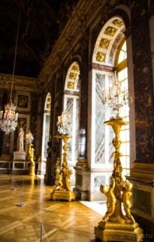 ПАСМУРНЫЙ ДЕНЬ В ВЕРСАЛЕ