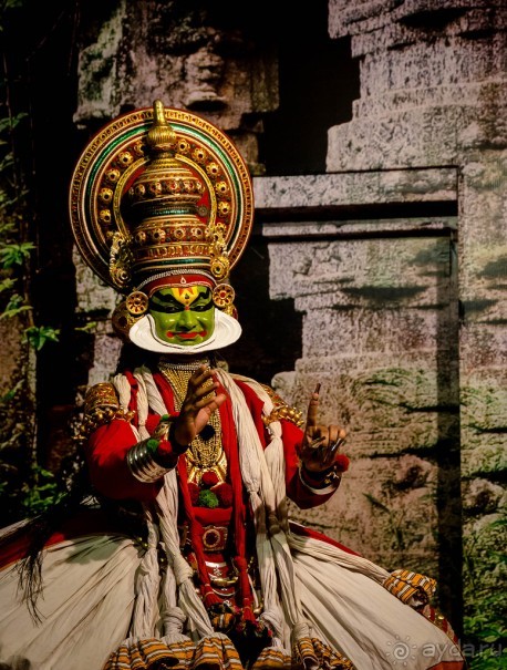 КАТХАКАЛИ ТЕАТР