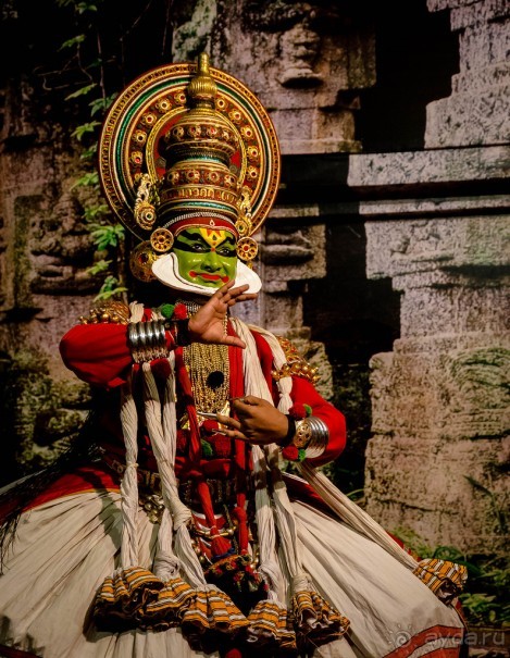 КАТХАКАЛИ ТЕАТР