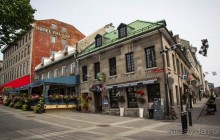 МОНРЕАЛЬ - ПРОГУЛКА УТРОМ. КАНАДА, МОНРЕАЛЬ. ЛЮДИ НА УЛИЦАХ