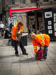 МОНРЕАЛЬ - ПРОГУЛКА УТРОМ. КАНАДА, МОНРЕАЛЬ. ЛЮДИ НА УЛИЦАХ
