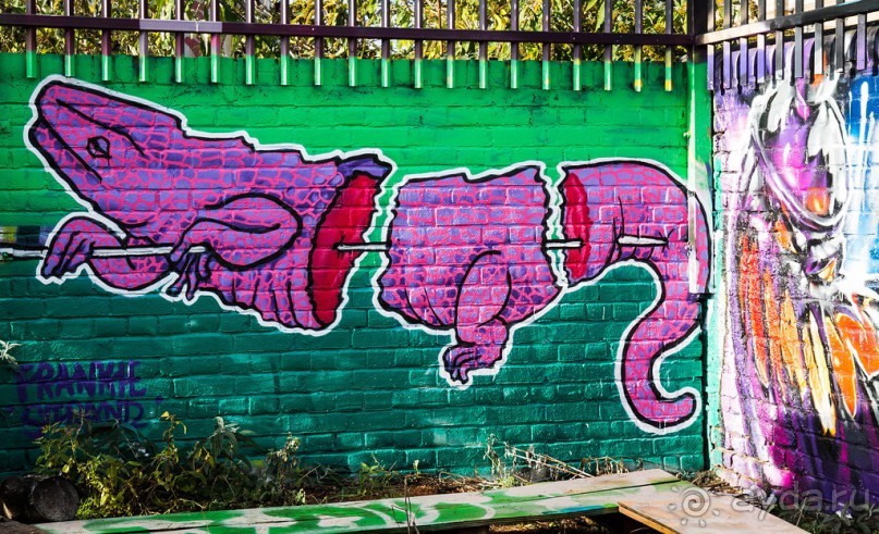 STREET ART В ЛОНДОНЕ В НОЯБРЕ 2016 В РАЙОНЕ ALDGATE EAST