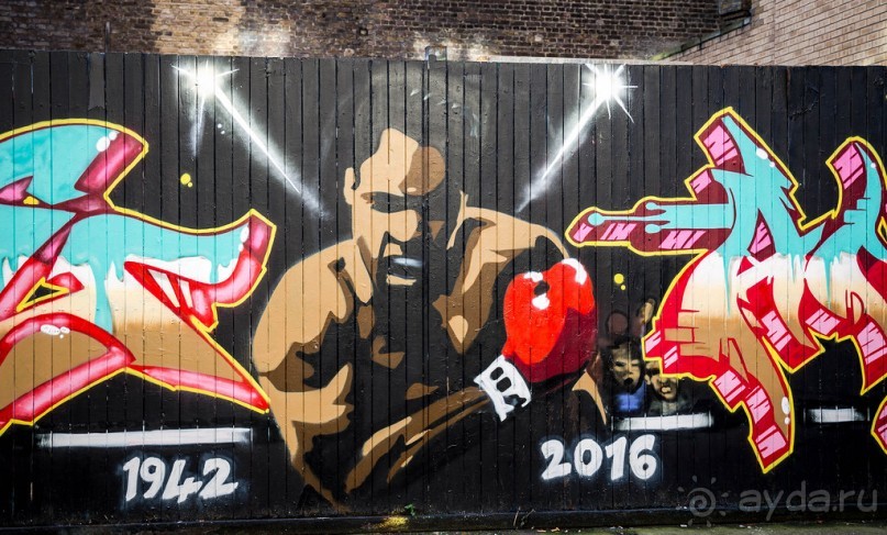 STREET ART В ЛОНДОНЕ В НОЯБРЕ 2016 В РАЙОНЕ ALDGATE EAST