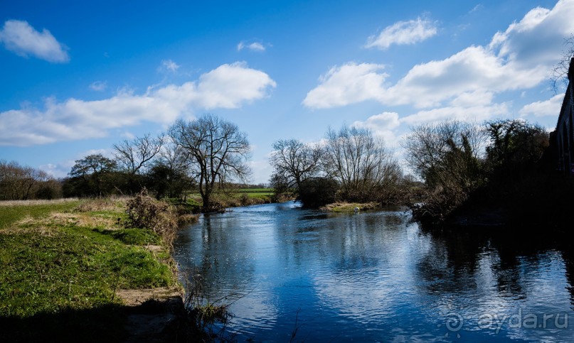 РЫБАКИ, МАГНОЛИЯ И ДВЕ ЦЕРКВИ. РЕКА SOAR И ЛОШАДИ