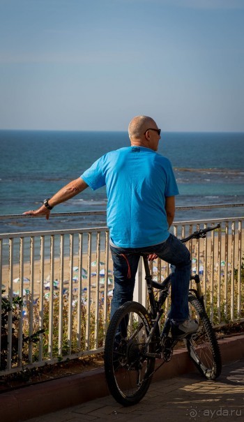 Альбом отзыва "БАТ ЯМ - ВДОЛЬ БЕРЕГА МОРЯ"