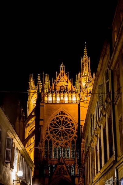 METZ, ФРАНЦИЯ - ПРОГУЛКА НОЧЬЮ