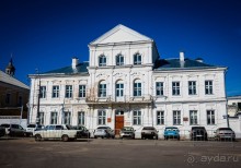 ТОРЖОК , БОРИСОГЛЕБСКИЙ МОНАСТЫРЬ. СТАРО-ВОЗНЕСЕНСКАЯ ЦЕРКОВЬ XVIII В И БЕЛЫЙ ДОМ В ТОРЖКЕ